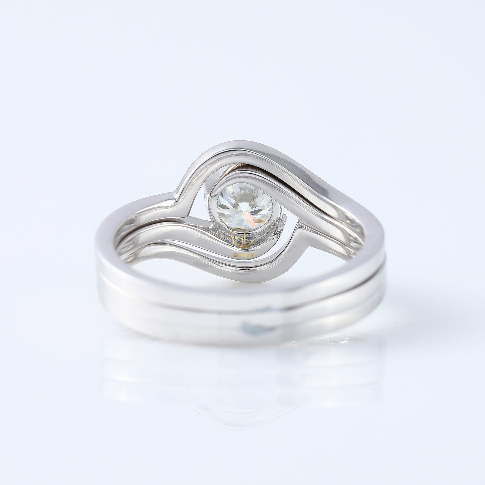 Round Cut Moissanite Diamond Swirl Bypass Engagement Trio Ring Set