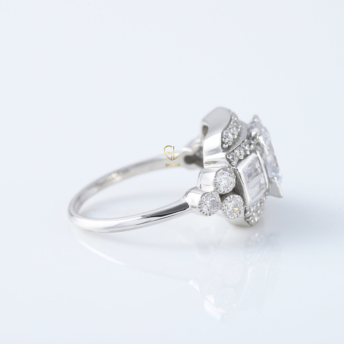 Vintage Art Deco Round Moissanite Diamond Antique Ring