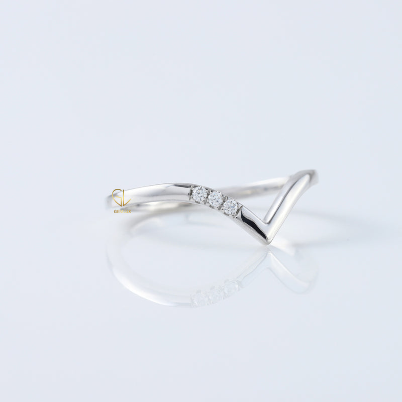 Three Stone Round Cut Lab Grown Diamond Wishbone Wedding Ring