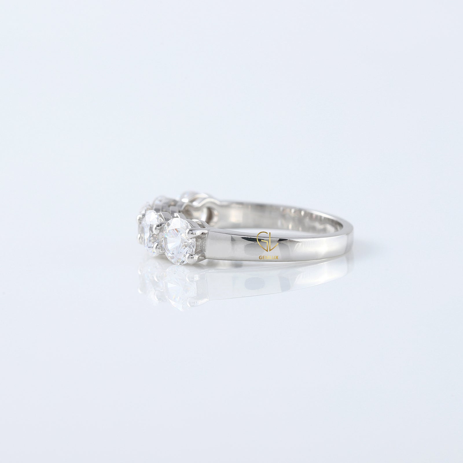 Five Stone Round Cut Lab Grown Diamond Wedding Ring