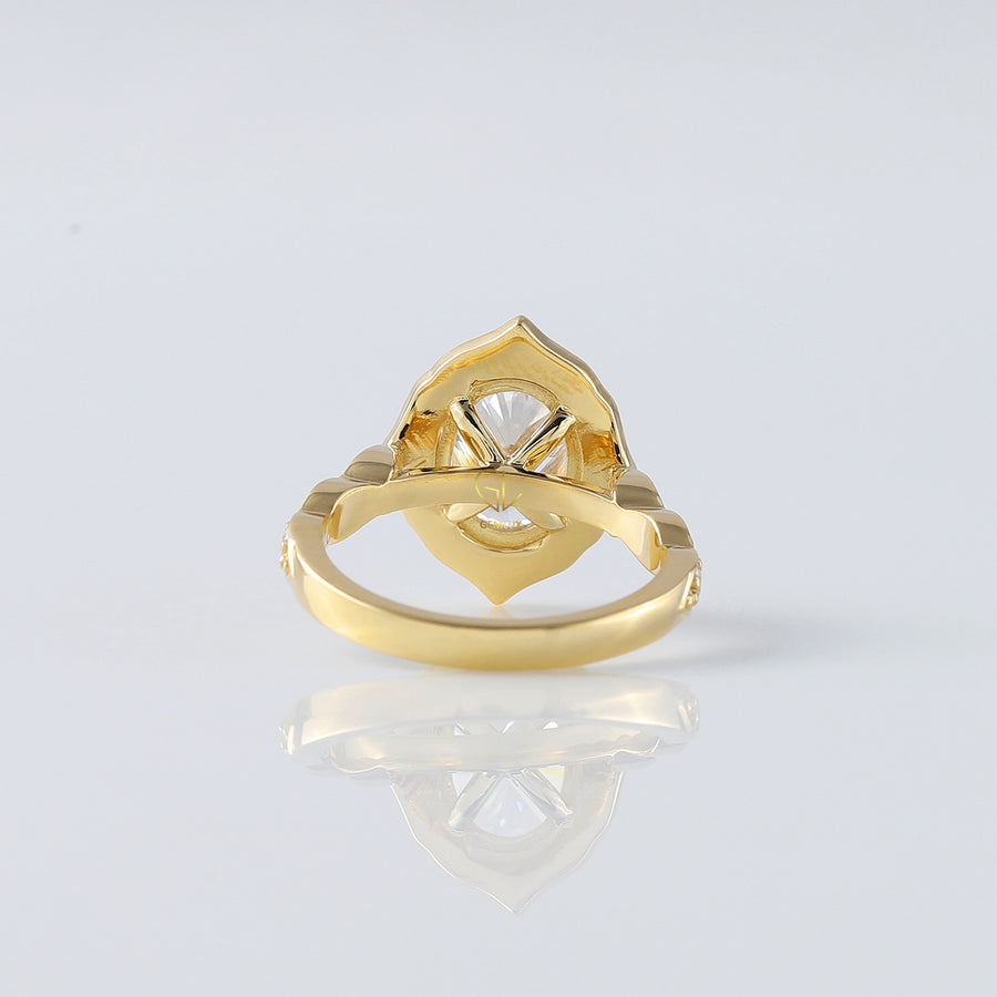 2.5 CT Oval Moissanite Halo Vintage Ring