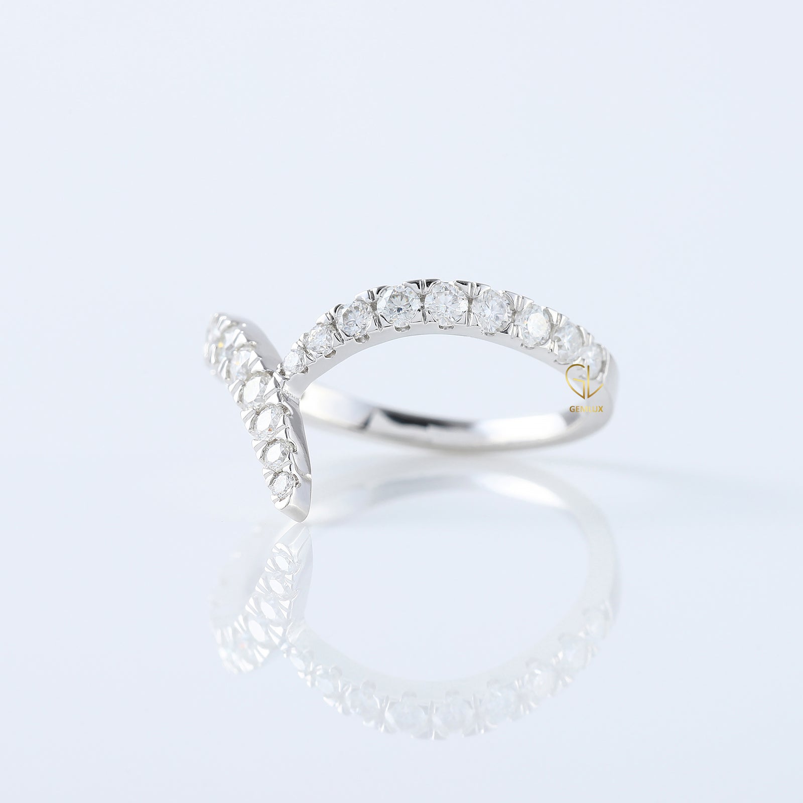 Curved V Shape Round Cut Moissanite Wedding Ring