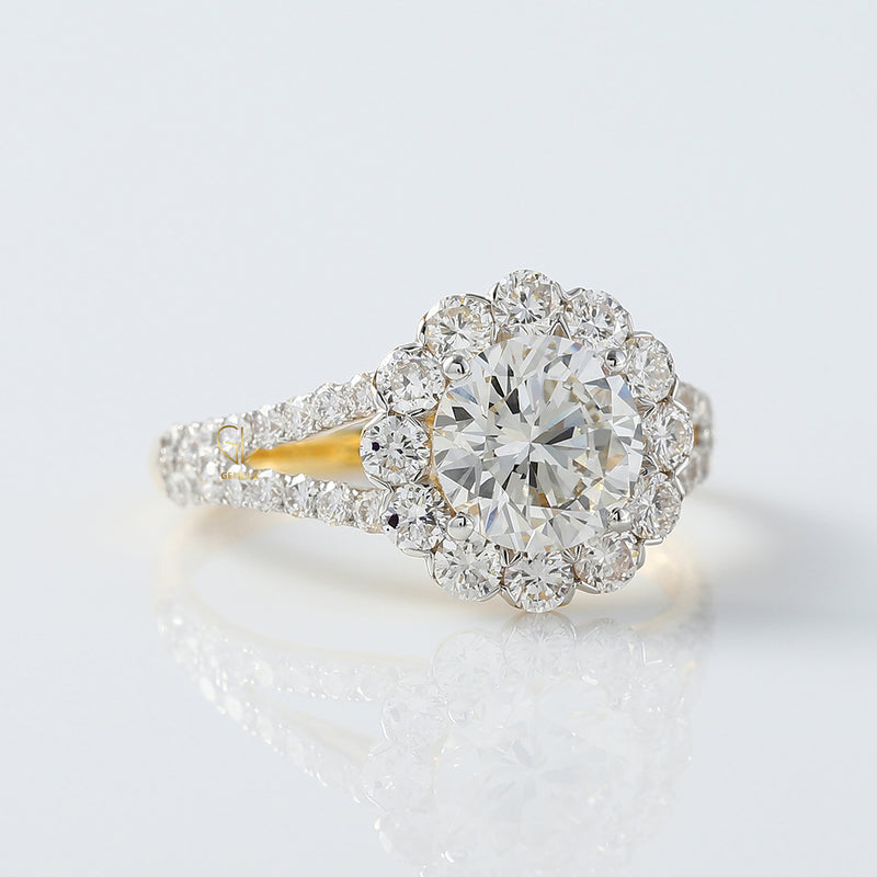 Round Cut Moissanite Split Shank Ring- Yellow Gold