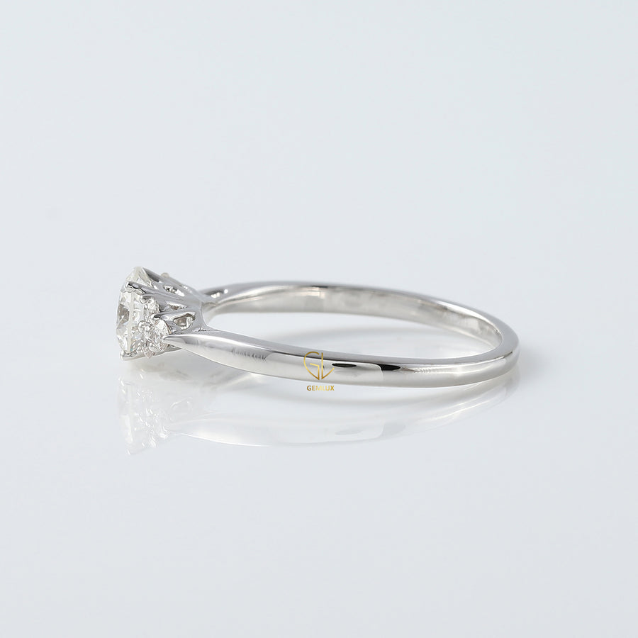 Round Cut Moissanite Seven Stone Ring
