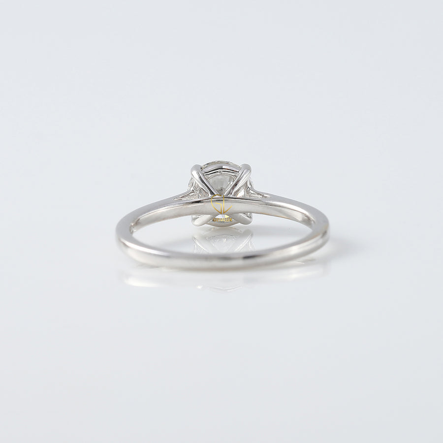 IGI Certified Round Diamond Solitaire Engagement Ring