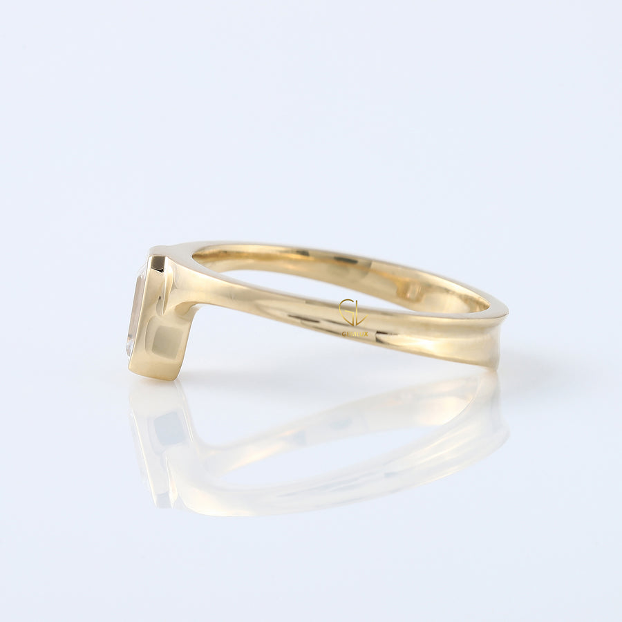 Emerald Cut Moissanite Diamond Curved Solitaire Ring