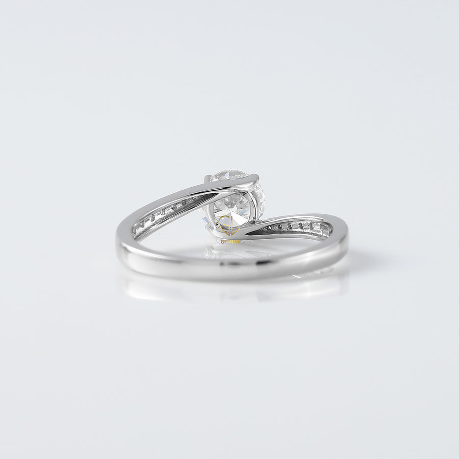 Round Cut Moissanite Bypass Engagement Ring