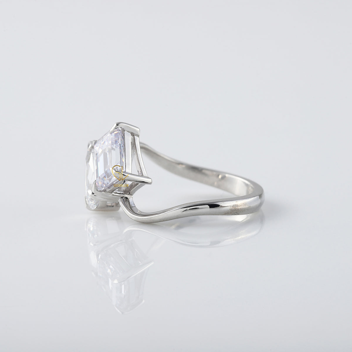 Lab Grown Pear Cut and Emerald Cut Toi Et Moi Engagement Ring