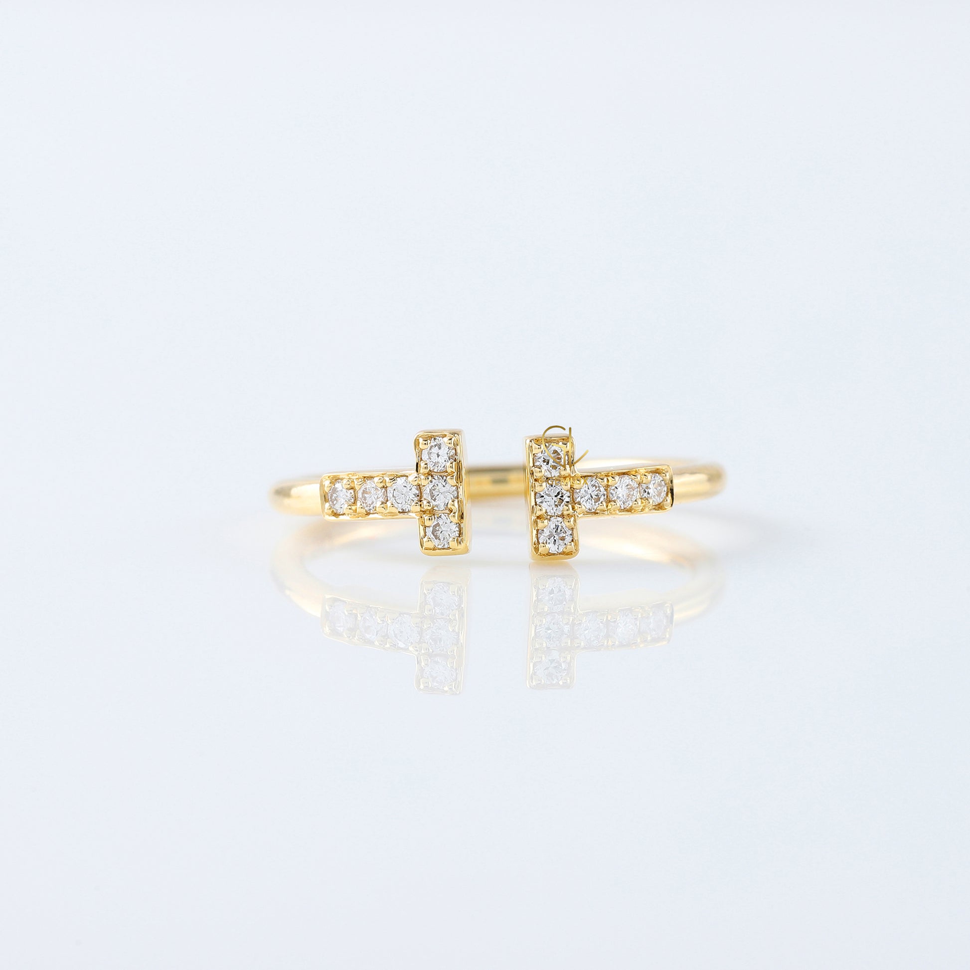 Lab Grown T Diamond Wire Ring - Yellow Gold