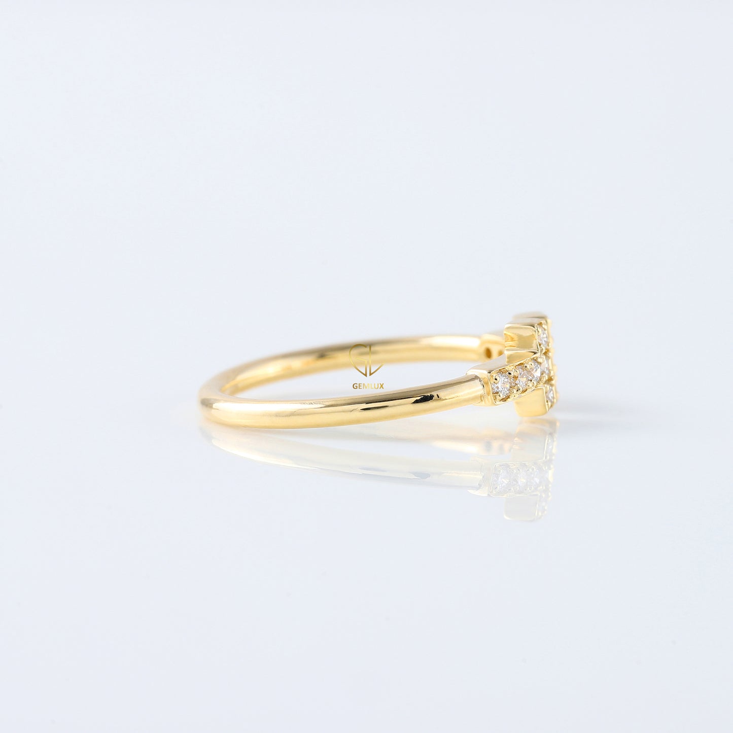 Lab Grown T Diamond Wire Ring - Yellow Gold