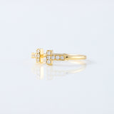Lab Grown T Diamond Wire Ring - Yellow Gold