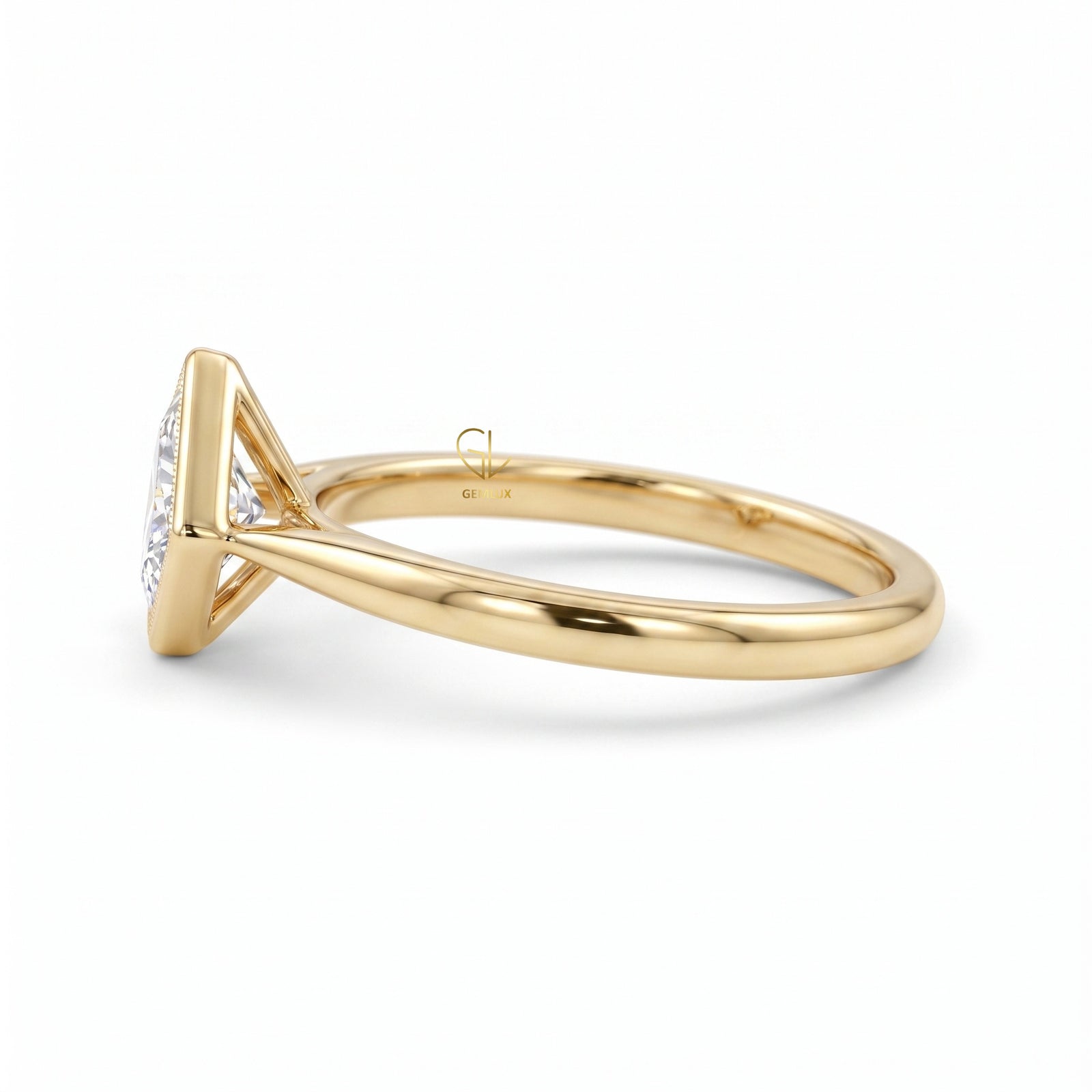 Princess Cut Lab-Grown Diamond Bezel Ring in Yellow Gold