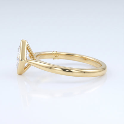 Princess Cut Diamond Ring | By Gemlux Jewels