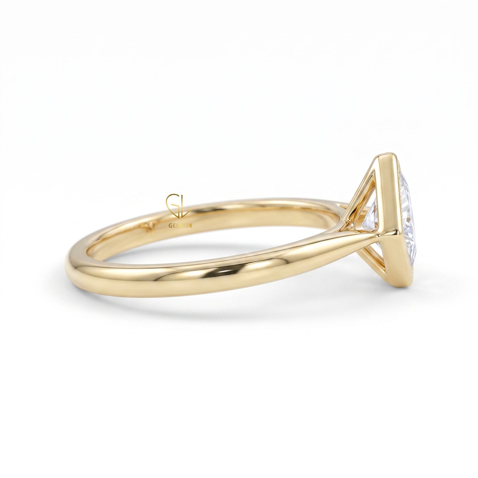 Princess Cut Lab-Grown Diamond Bezel Ring in Yellow Gold