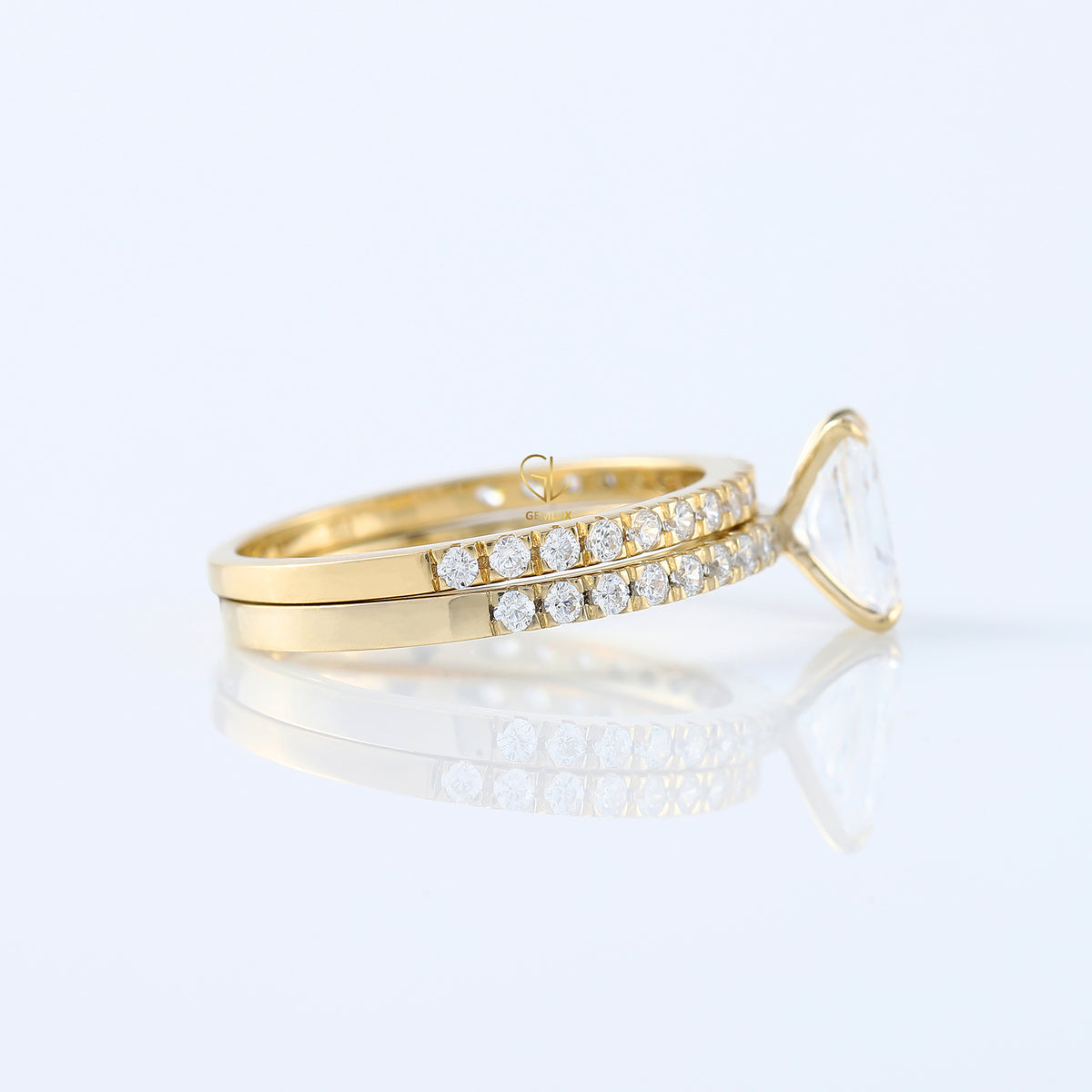 Radiant Cut Lab Grown Diamond Ring Set