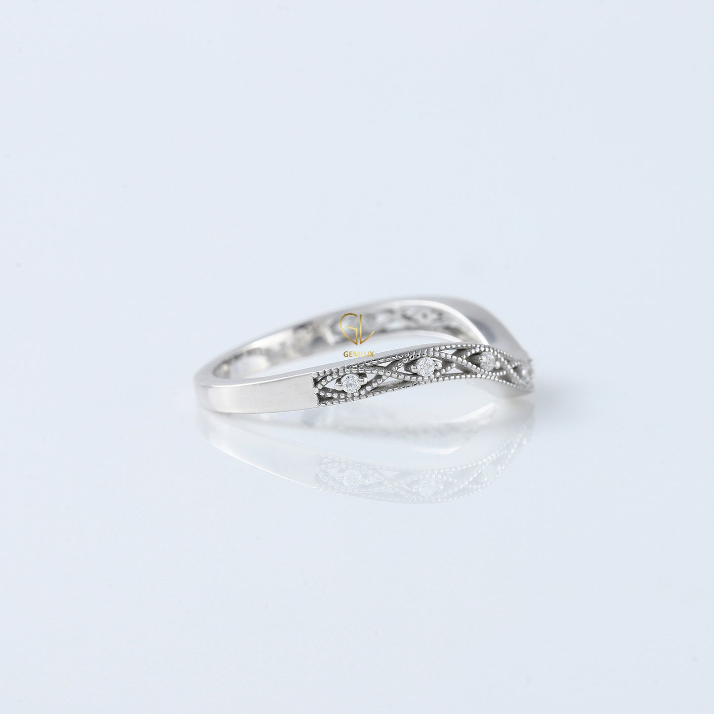 Round Cut Lab Grown Diamond Vintage Art Deco Band