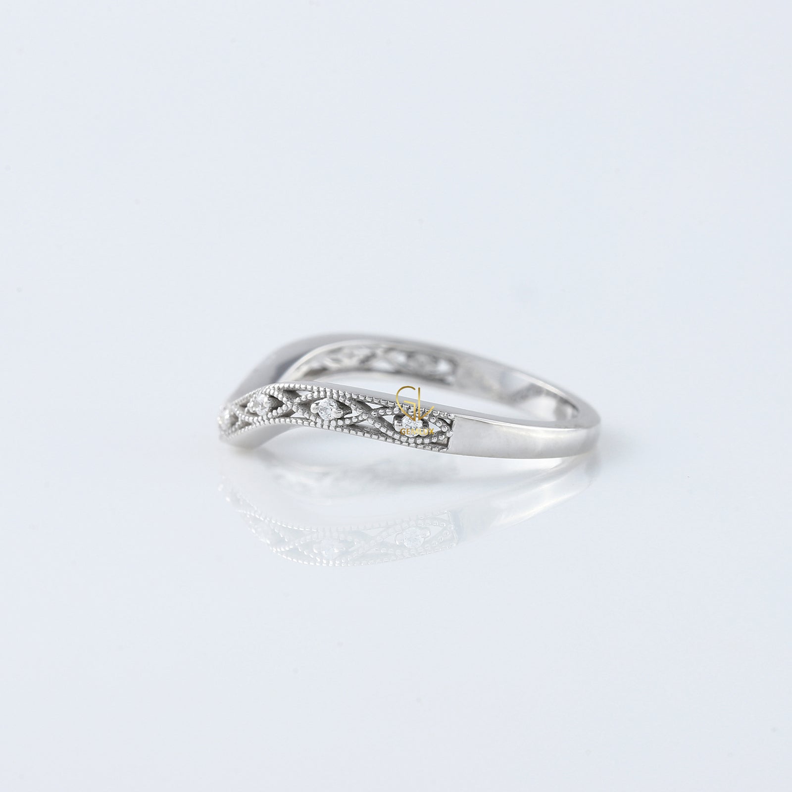 Round Cut Lab Grown Diamond Vintage Art Deco Band