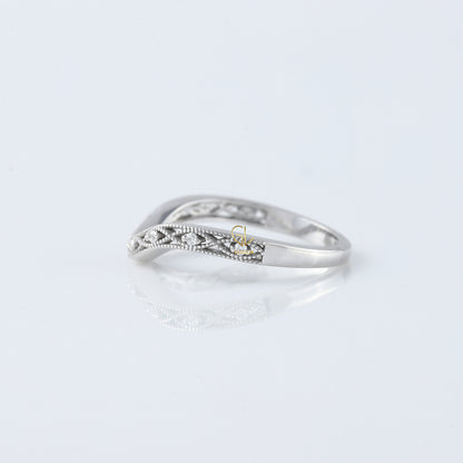 Round Cut Moissanite Diamond Art Deco Curve Wedding Band