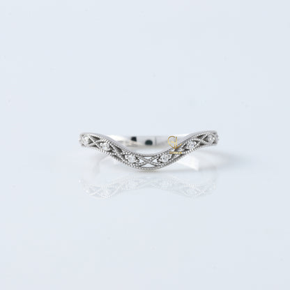 Round Cut Moissanite Diamond Art Deco Curve Wedding Band