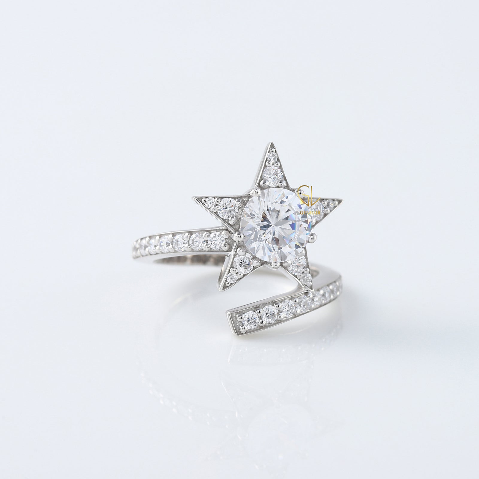 Round Cut Moissanite Diamond Bypass Engagement Ring