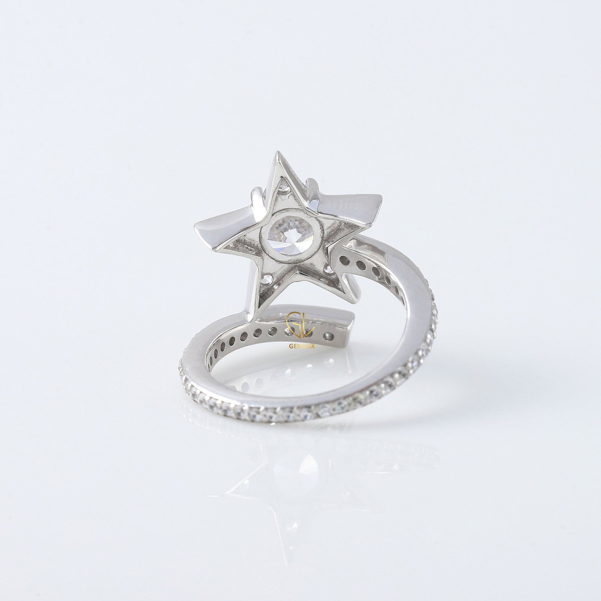 Round Cut Moissanite Diamond Bypass Engagement Ring