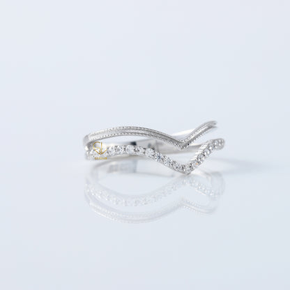 Round Cut Moissanite Diamond Chevron Wedding Band