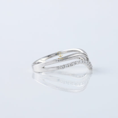 Round Cut Moissanite Diamond Chevron Wedding Band