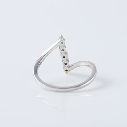 Round Cut Moissanite Diamond Five Stone Bypass Ring