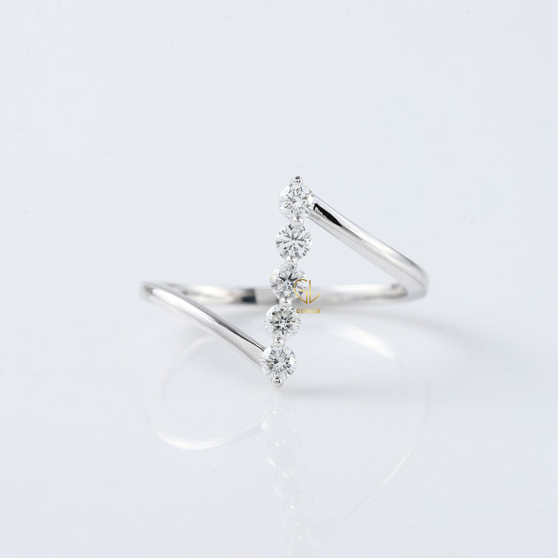 Round Cut Moissanite Diamond Five Stone Bypass Ring