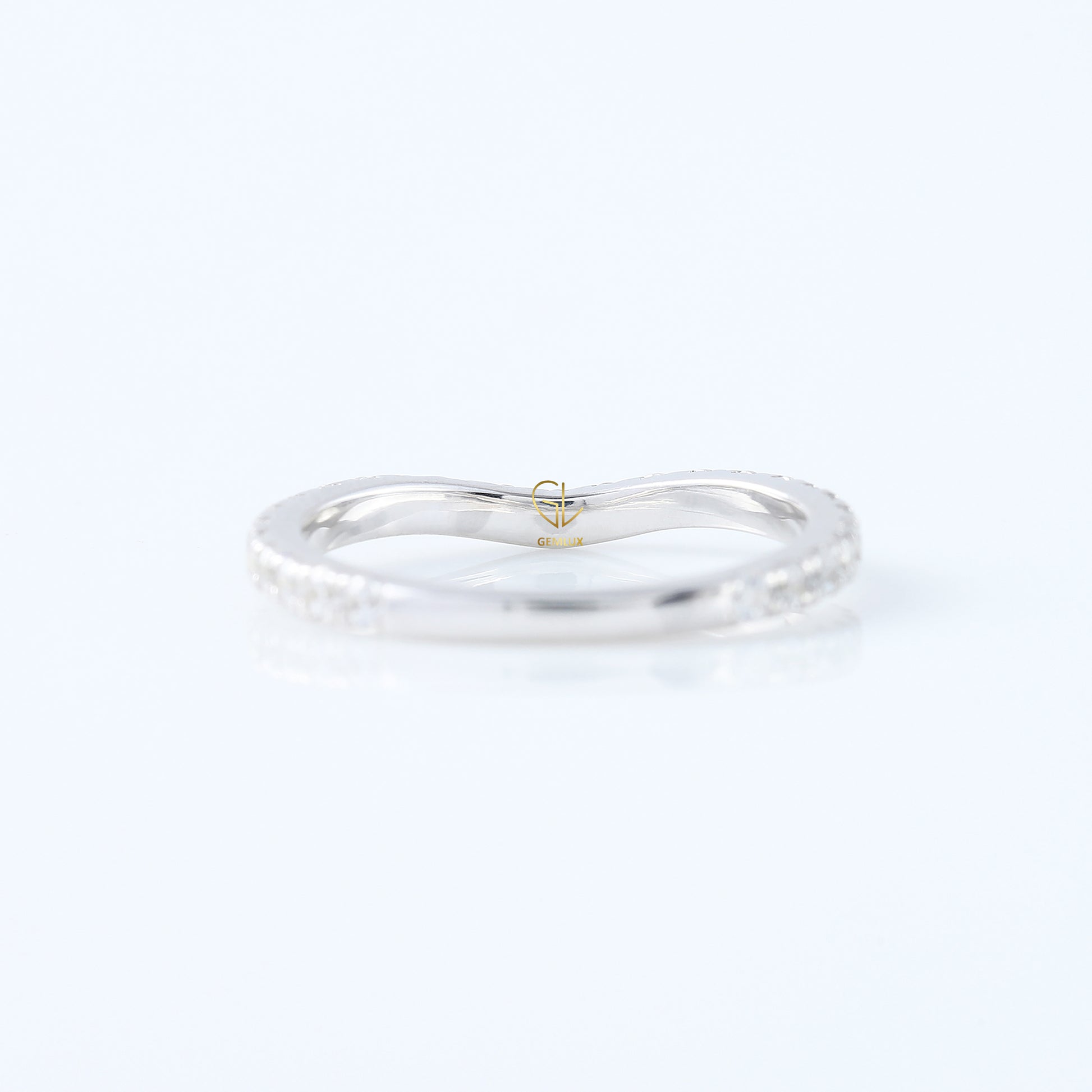 Round Cut Lab Grown Diamond Matching Curved Wedding Ring