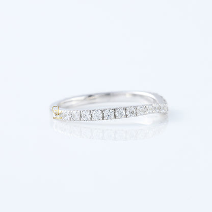Round Cut Lab Grown Diamond Matching Curved Wedding Ring 