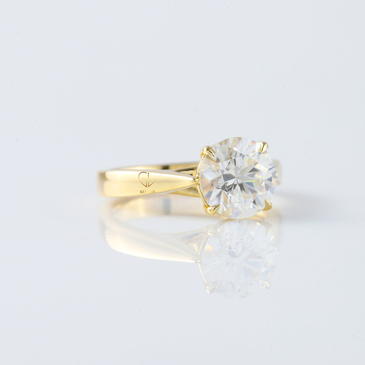 Round Cut Lab Grown Diamond Pinch Style Solitaire Engagement Ring