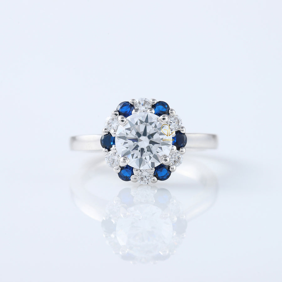 Round Cut Moissanite Halo Engagement Ring For Her