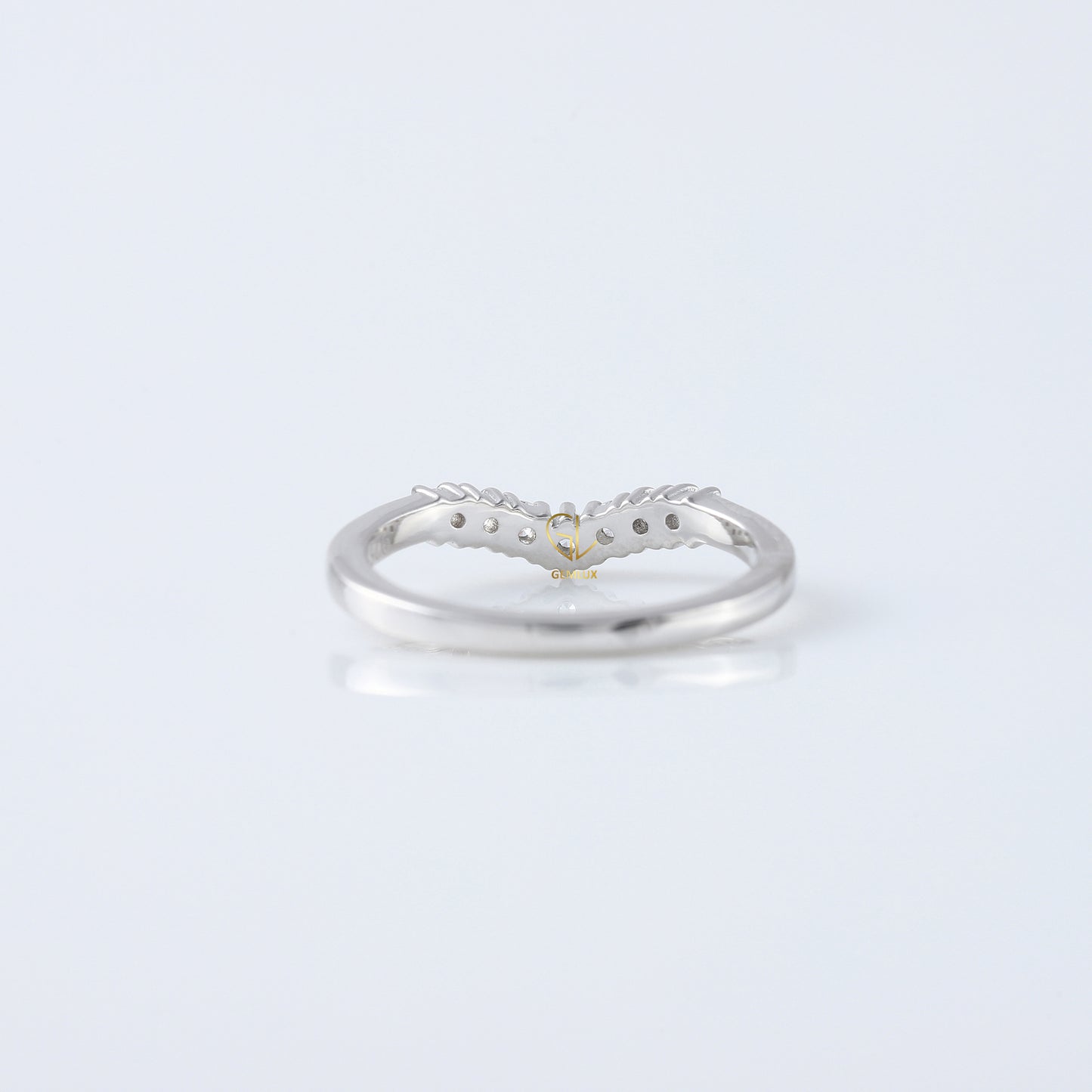 Seven Stone Round Cut Lab Grown Curved Wedding Ring