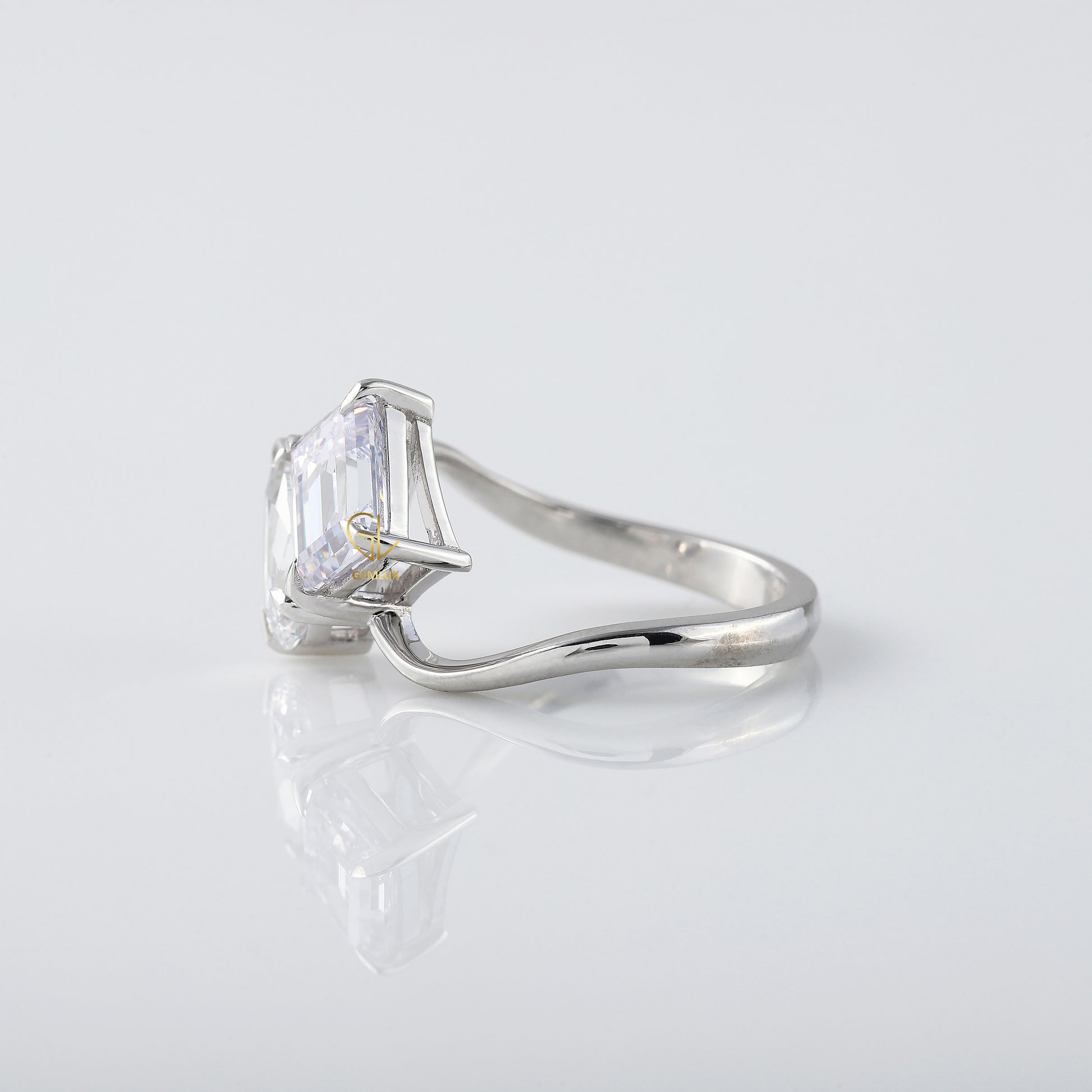 Toi Et Moi Pear & Emerald Cut Moissanite Engagement Ring