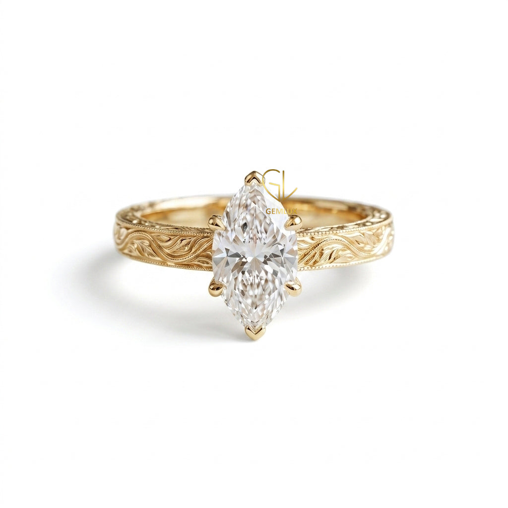 Vintage engraved solitaire engagement ring | By Gemlux Jewels