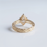 Vintage engraved solitaire engagement ring | By Gemlux Jewels