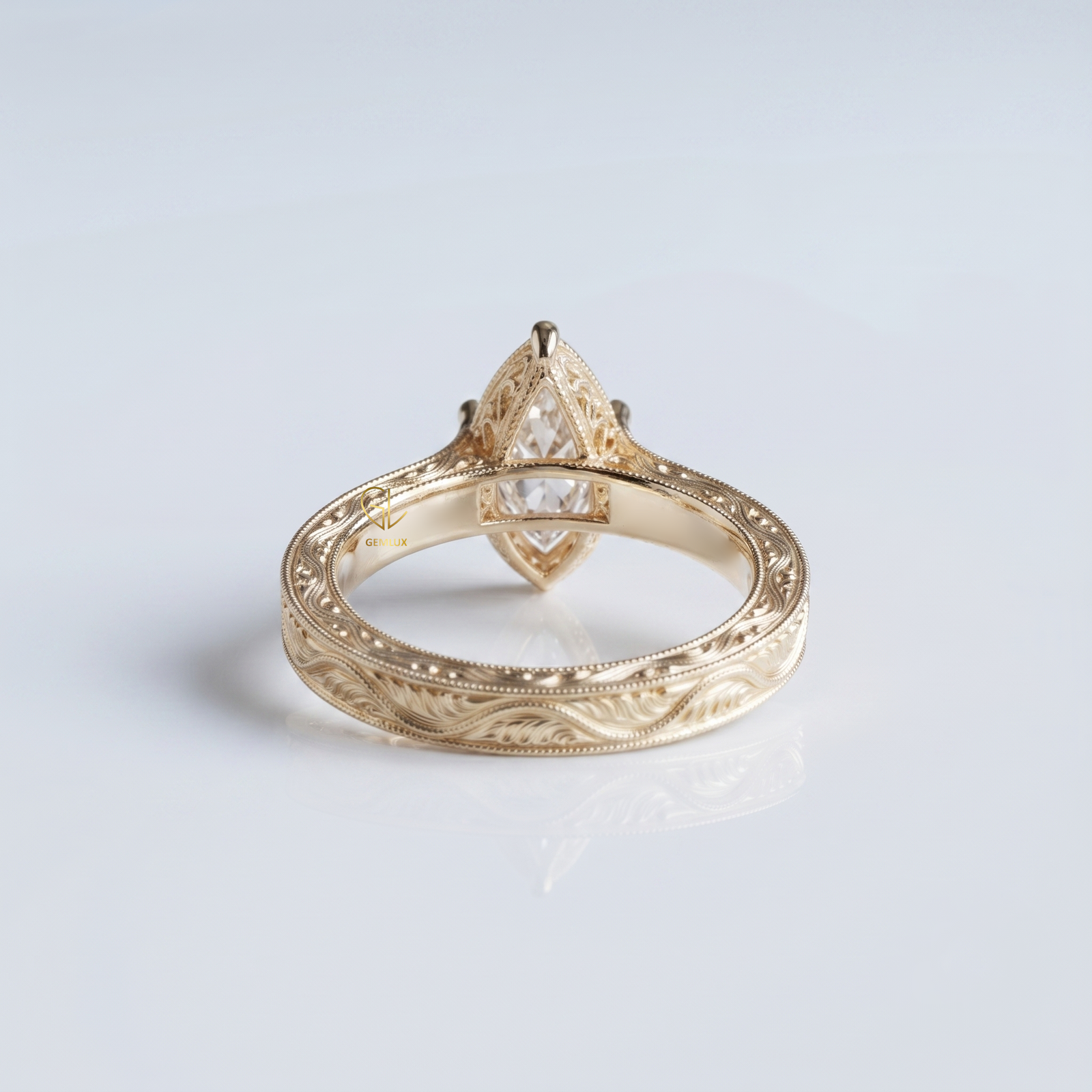Vintage engraved solitaire engagement ring | By Gemlux Jewels
