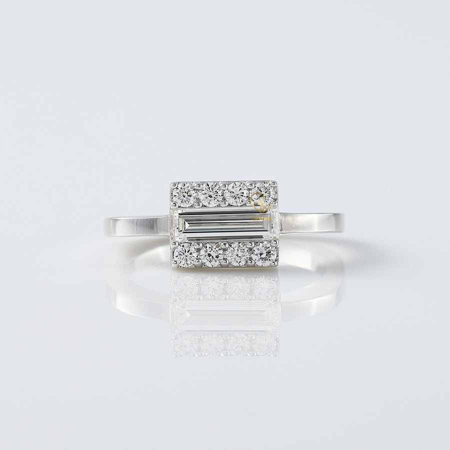 Baguette Cut Moissanite Solitaire Engagement Ring