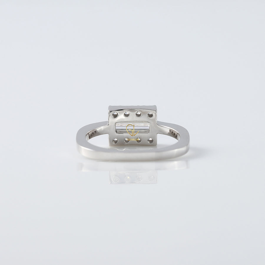 Baguette Cut Moissanite Solitaire Engagement Ring
