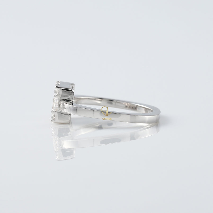 Baguette Cut Moissanite Solitaire Engagement Ring