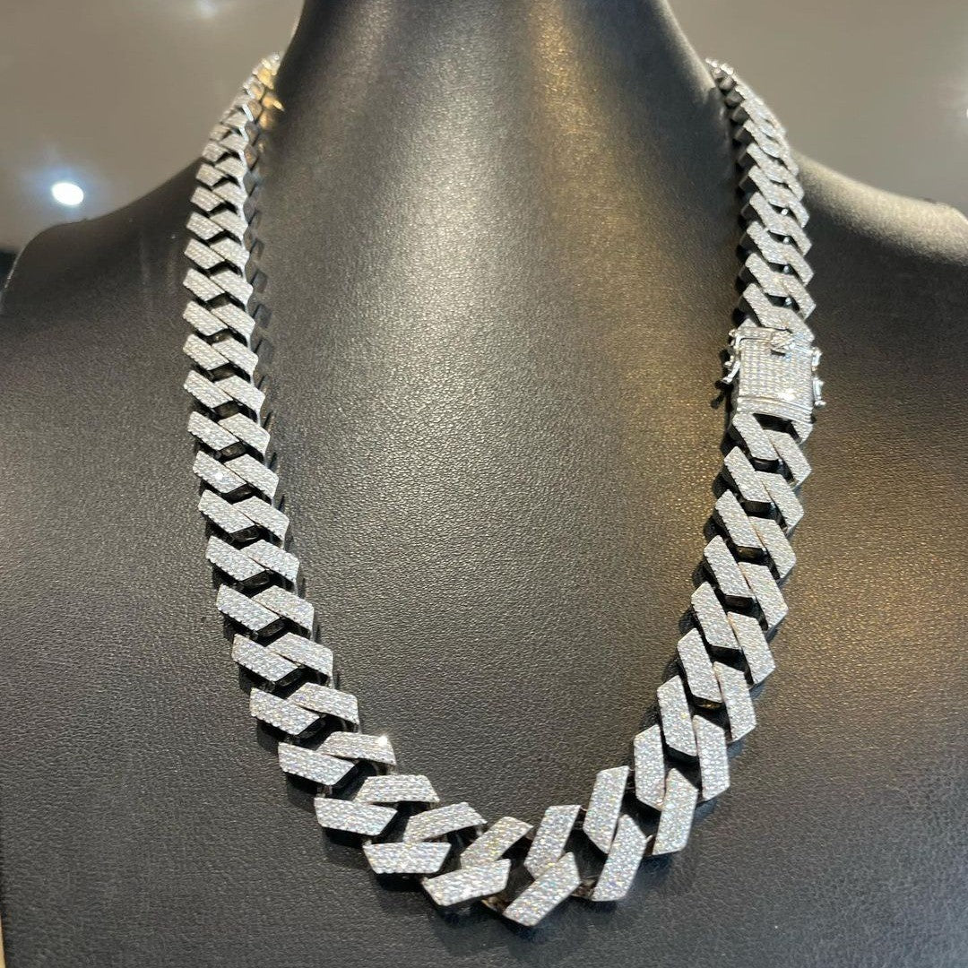 Cuban link round-cut moissanite diamond chain, 925 sterling silver, Gemlux Hip-Hop Collection