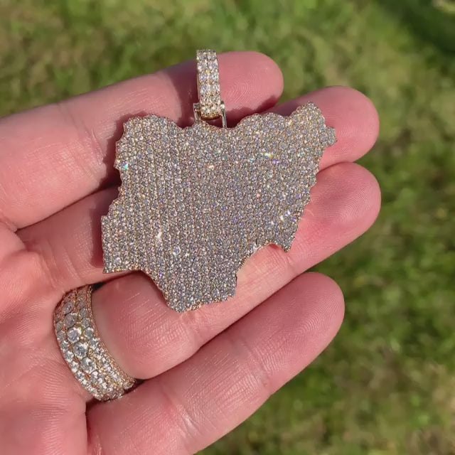 Customized Iced Out Moissanite Diamond Map Design Pendant
