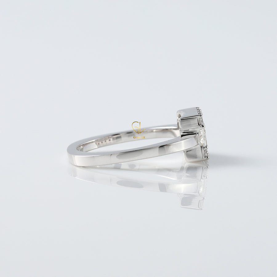 Baguette Cut Moissanite Solitaire Engagement Ring