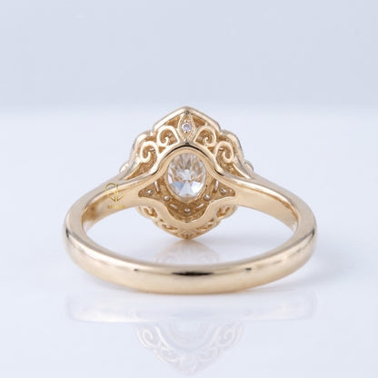 Vintage kite halo princess cut lab-grown diamond ring, additional angle, Gemlux Engagement Collection
